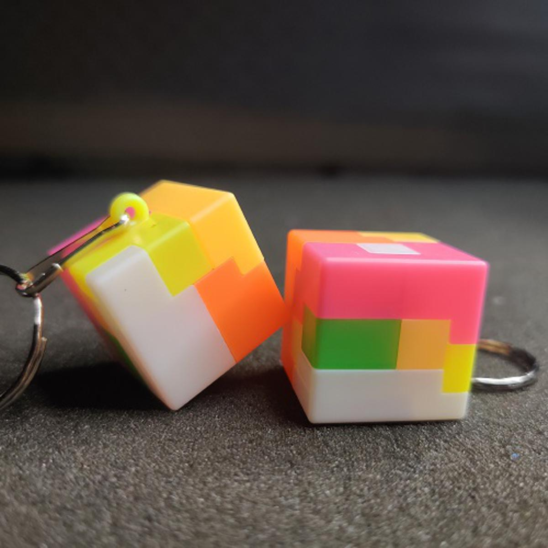 CUBE KEY HOLDER 82217-6